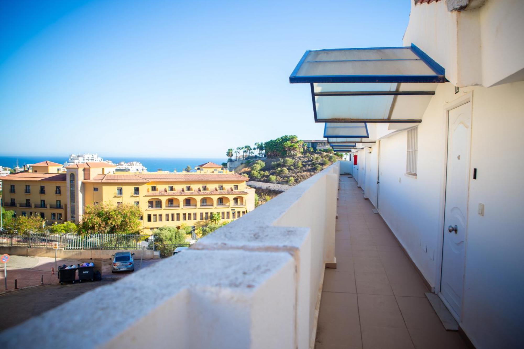 Benalhome - Tu Hogar Con Terraza Y Ducha Exterior Benalmádena Extérieur photo
