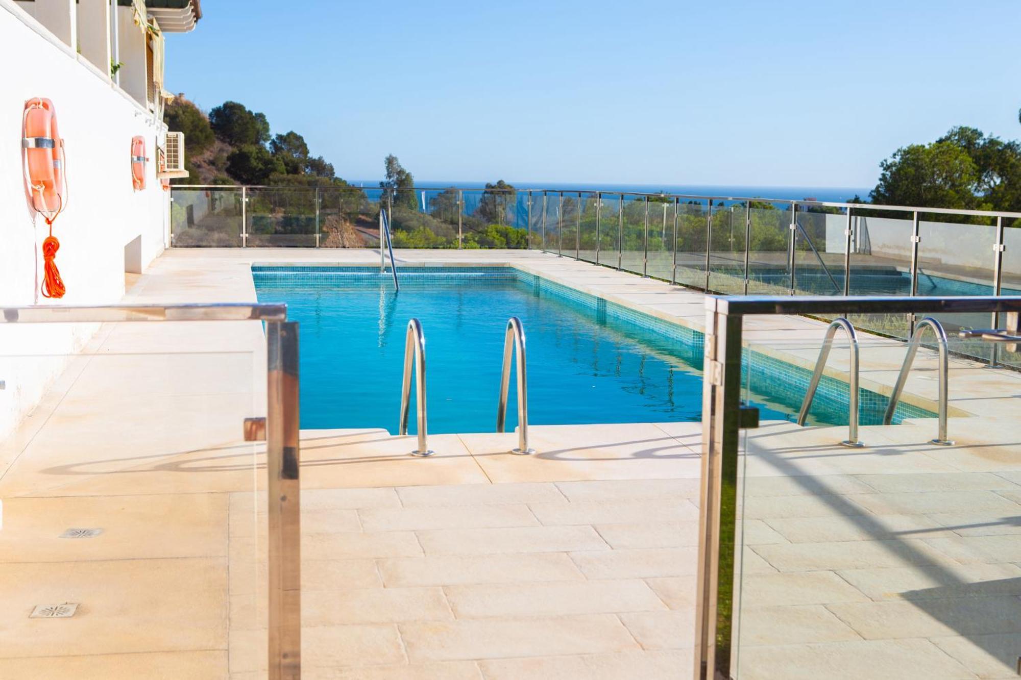 Benalhome - Tu Hogar Con Terraza Y Ducha Exterior Benalmádena Extérieur photo